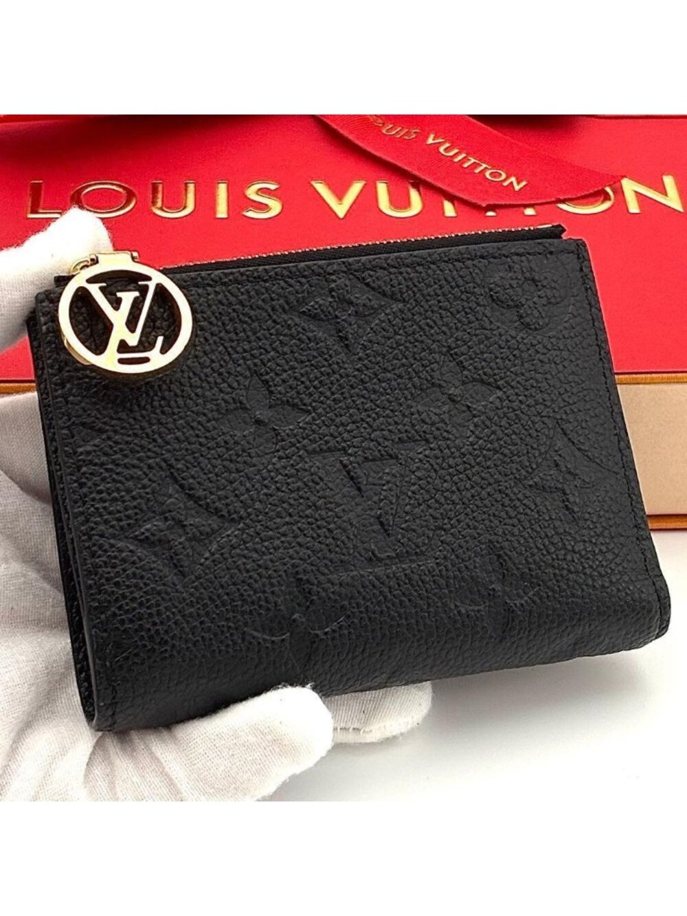 Louis Vuitton Class Wallet Monogram Empreinte Portefeuille Lisa Black